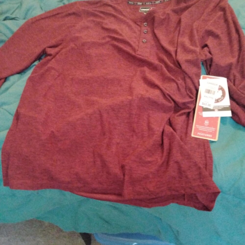 Canada Weather Gear Long sleeve shirt, NWT